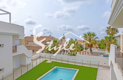 Resale - Apartment - Orihuela Costa  - Villamartin