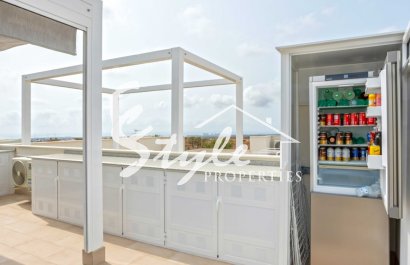 Resale - Apartment - Orihuela Costa  - Villamartin