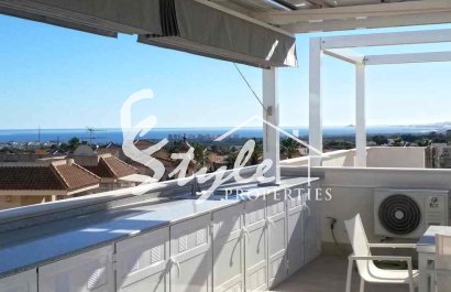 Resale - Apartment - Orihuela Costa  - Villamartin