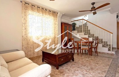 Reventa - Semi - Detached Villa - Orihuela Costa  - Los Altos