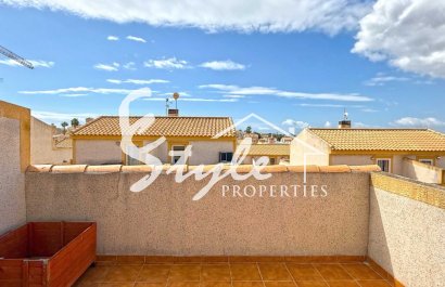Reventa - Semi - Detached Villa - Orihuela Costa  - Los Altos