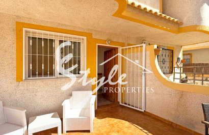 Reventa - Semi - Detached Villa - Orihuela Costa  - Los Altos