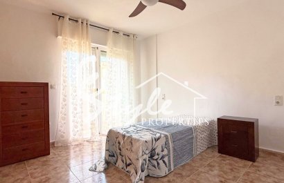 Reventa - Semi - Detached Villa - Orihuela Costa  - Los Altos