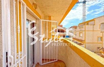 Reventa - Semi - Detached Villa - Orihuela Costa  - Los Altos