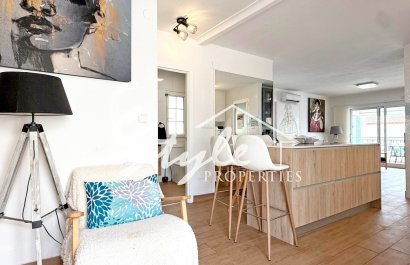 Resale - Villa - Orihuela Costa  - Villamartin