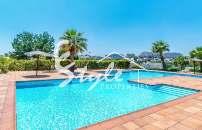 Resale - Apartment - Orihuela Costa  - Las Colinas Golf