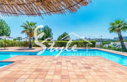 Resale - Apartment - Orihuela Costa  - Las Colinas Golf