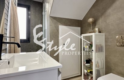 Resale - Villa - Orihuela Costa  - Lomas de Cabo Roig