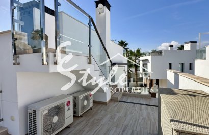 Resale - Villa - Orihuela Costa  - Lomas de Cabo Roig