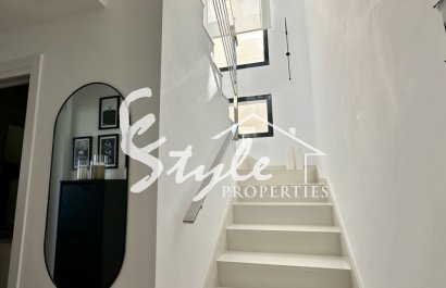 Resale - Villa - Orihuela Costa  - Lomas de Cabo Roig