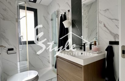 Resale - Villa - Orihuela Costa  - Lomas de Cabo Roig