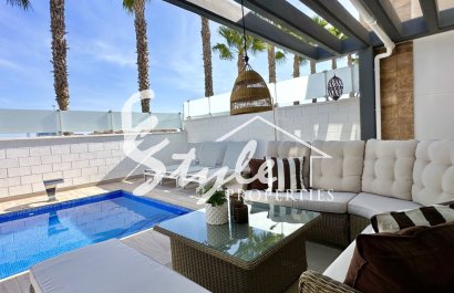 Resale - Villa - Orihuela Costa  - Lomas de Cabo Roig