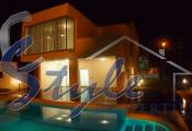 Resale - Villa - Cabo Roig