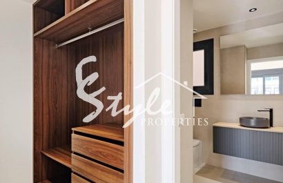 Resale - Apartment - Torrevieja - La Veleta