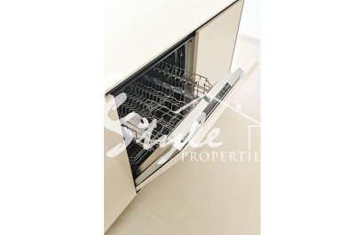 Resale - Apartment - Torrevieja - La Veleta