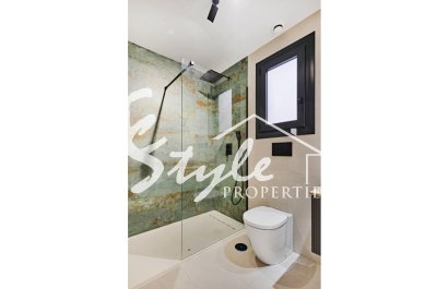 Resale - Apartment - Torrevieja - La Veleta