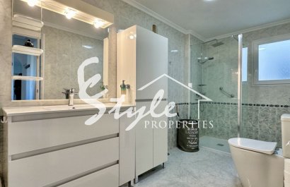 Resale - Apartment - Orihuela Costa  - Playa Flamenca