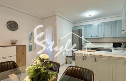 Resale - Apartment - Orihuela Costa  - Playa Flamenca