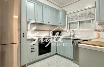 Resale - Apartment - Orihuela Costa  - Playa Flamenca