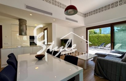 Вторичное жилье - Detached - Ориуэла - Las Colinas Golf