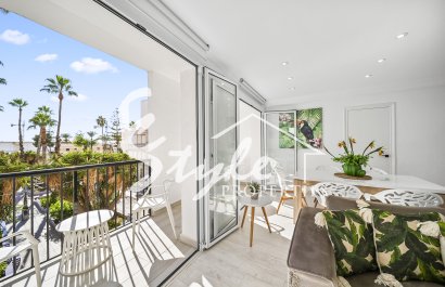 Resale - Apartamento - Torrevieja - Puerto