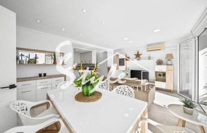 Resale - Apartamento - Torrevieja - Puerto