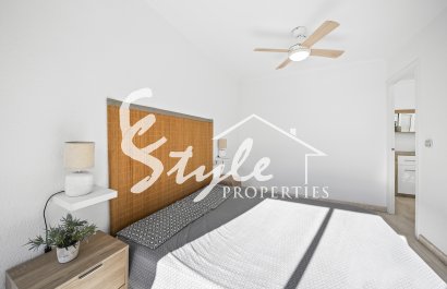 Resale - Apartamento - Torrevieja - Puerto