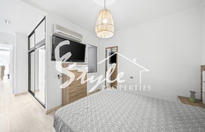 Resale - Apartamento - Torrevieja - Puerto