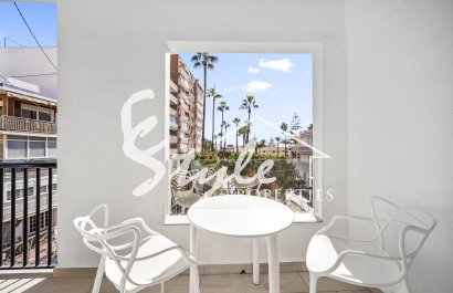 Resale - Apartamento - Torrevieja - Puerto