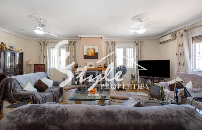 Reventa - Villa - Torrevieja  - Los Balcones