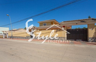 Reventa - Villa - Torrevieja  - Los Balcones