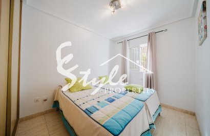 Resale - Apartamento - Orihuela Costa  - Playa Flamenca