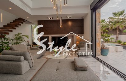 Resale - Villa - Orihuela Costa  - Las Colinas Golf