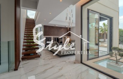 Resale - Villa - Orihuela Costa  - Las Colinas Golf