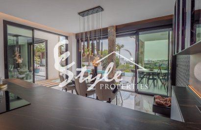 Resale - Villa - Orihuela Costa  - Las Colinas Golf