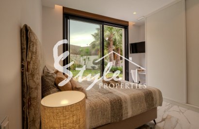 Resale - Villa - Orihuela Costa  - Las Colinas Golf