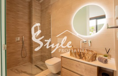 Resale - Villa - Orihuela Costa  - Las Colinas Golf