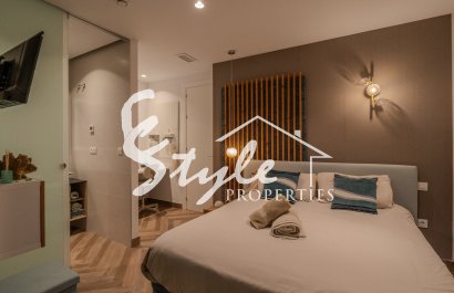 Resale - Villa - Orihuela Costa  - Las Colinas Golf