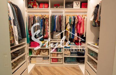 Resale - Villa - Orihuela Costa  - Las Colinas Golf