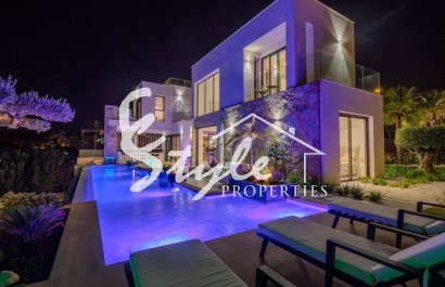 Resale - Villa - Orihuela Costa  - Las Colinas Golf