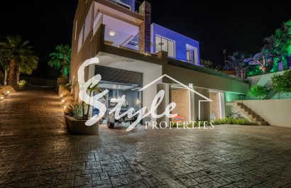 Resale - Villa - Orihuela Costa  - Las Colinas Golf