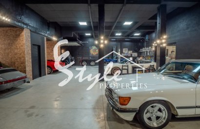 Resale - Villa - Orihuela Costa  - Las Colinas Golf