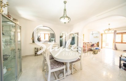 Reventa - Villa - Orihuela Costa  - Las Filipinas