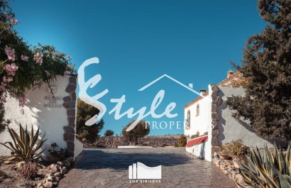 Resale - Villa - Lorca