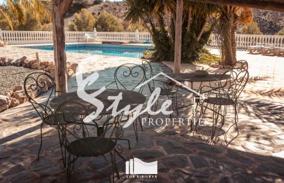 Resale - Villa - Lorca