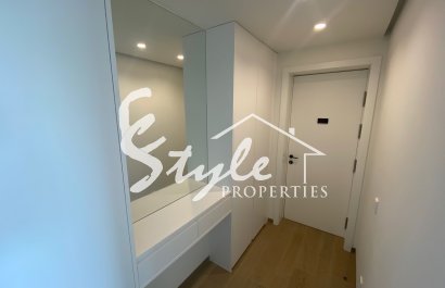 Reventa - Apartamento - Las Colinas - Las Colinas Golf