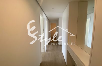 Reventa - Apartamento - Las Colinas - Las Colinas Golf