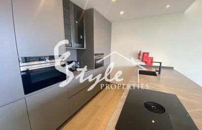 Reventa - Apartamento - Las Colinas - Las Colinas Golf