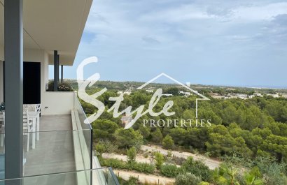 Reventa - Apartamento - Las Colinas - Las Colinas Golf