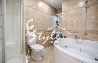 Resale - Villa - Torrevieja - La Siesta